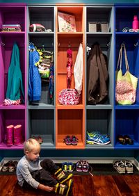 Детская цветная гардеробная комната Павлодар