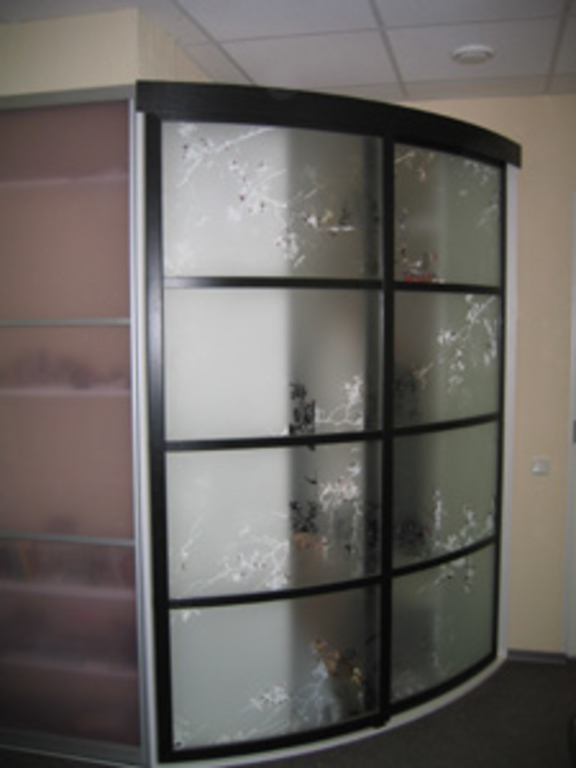 Шкаф купе радиусный с рисунком на стекле Павлодар